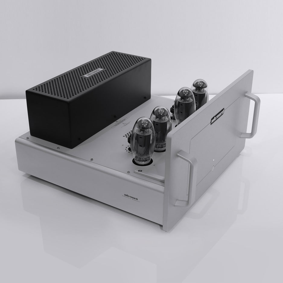 Audio Research D-80 three-quarter angle view