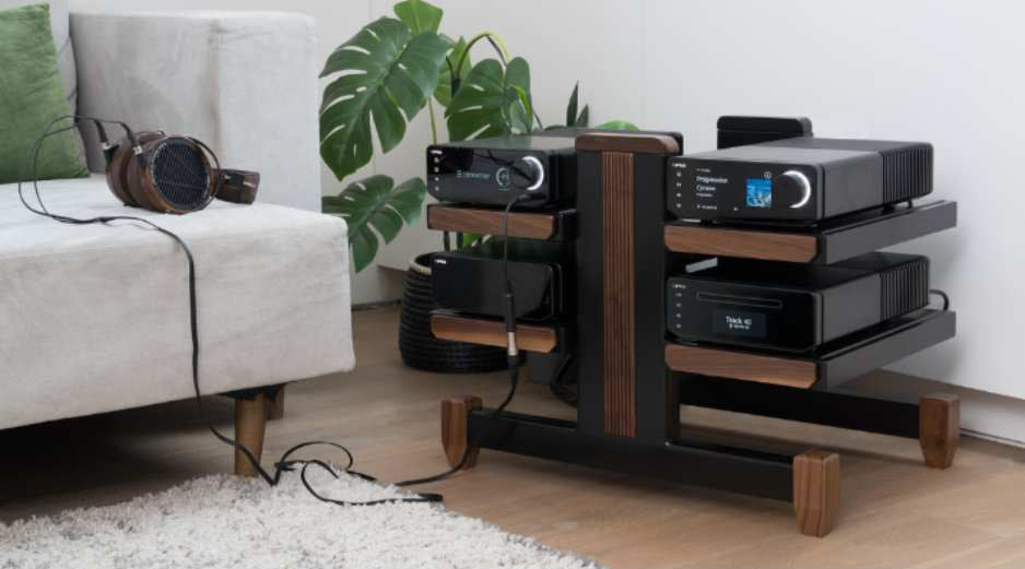 Cyrus 40 Series all products lifestyle photo