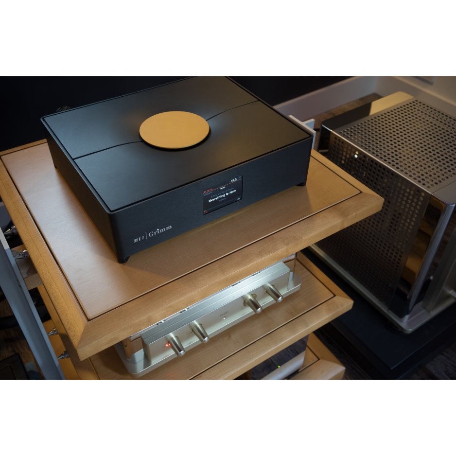 Grimm Audio MU1 Music Streamer with zanden amplifiers