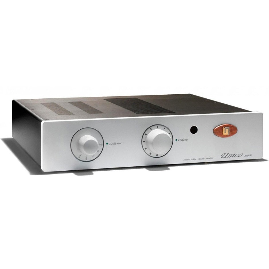 Unison Research Unico Nuovo integrated amplifier in silver, three-quarter view