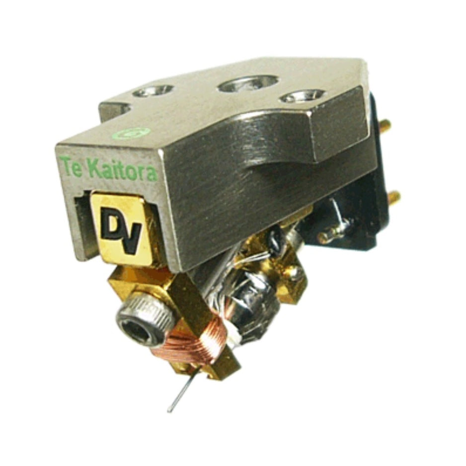 Dynavector Te Kaitora Rua Moving Coil Phono Cartridge front view