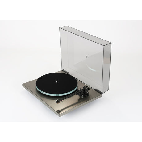 Rega Planar 6 RS Edition Turntable hero diagonal