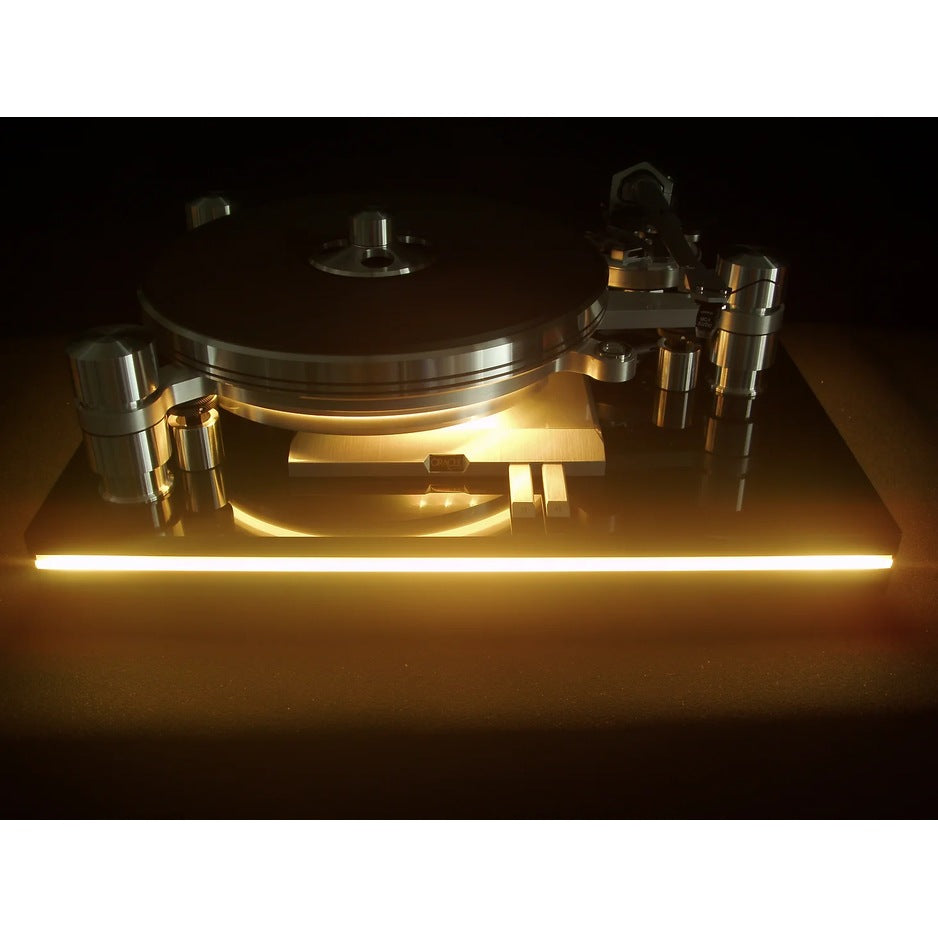 Oracle Audio Delphi MkVII Signature turntable angled view showing suspension