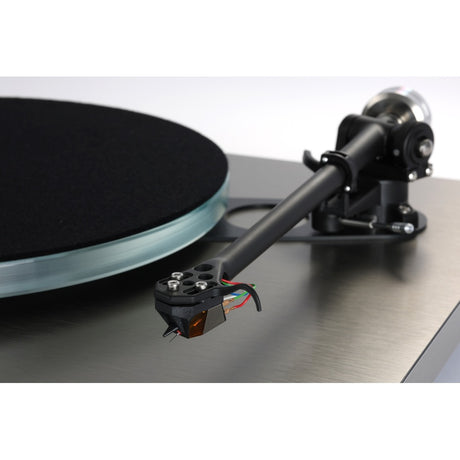 Rega Planar 6 RS Edition Turntable nd9 cartridge detail