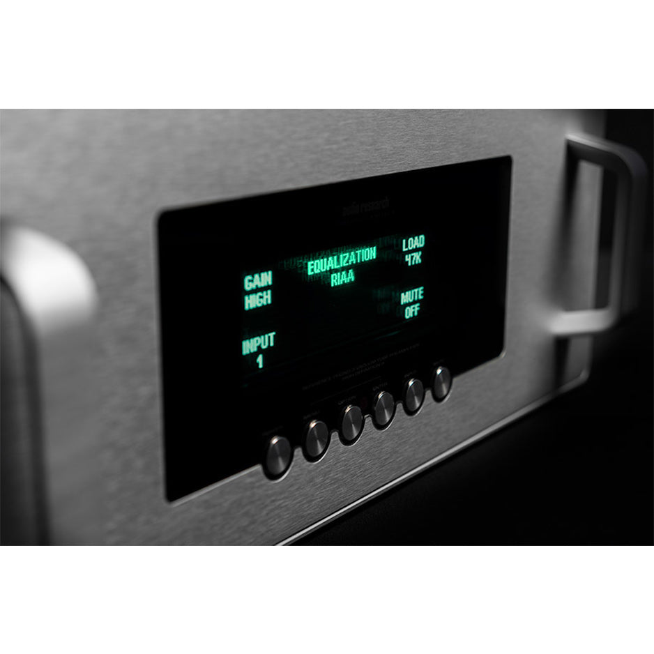 Audio Research Reference Phono 3SE Phono Stage silver front close 