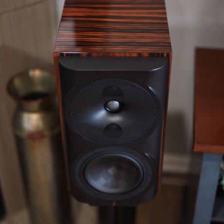 Perlisten S4b bookshelf speaker in High Gloss Ebony, front view from above showing driver array and ebony top