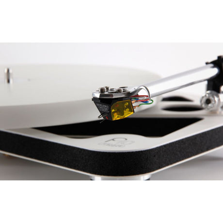 Rega Planar 10 Turntable cartridge 