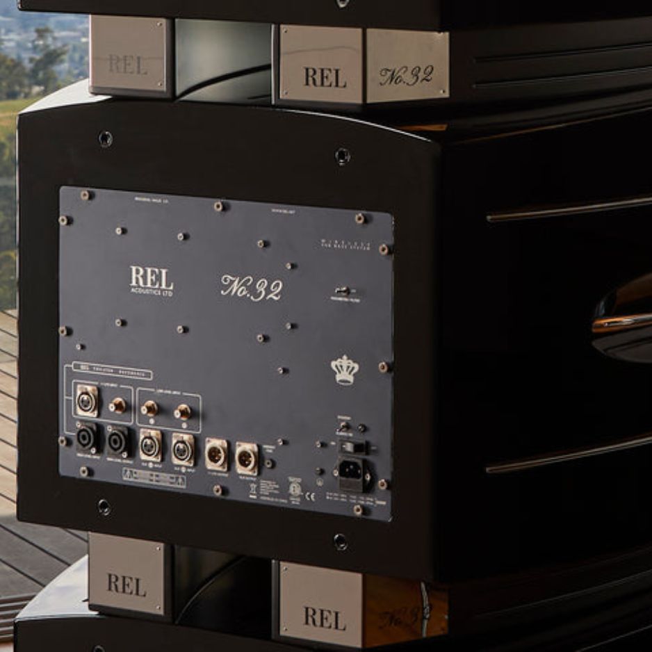REL Reference No. 32 Subwoofer  back