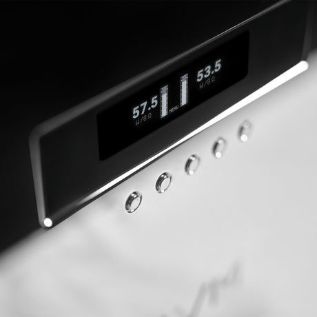 AVM Ovation SA 8.3 Lite Stereo Power Amplifier, Cellini chrome, display close-up with level readout