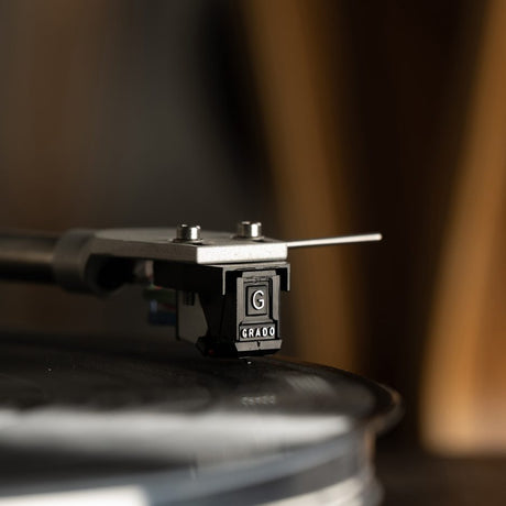 Grado Green4 mounted on turntable with warm background