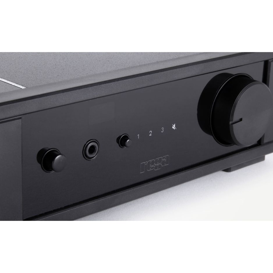 Rega IO Integrated Amplifier front close