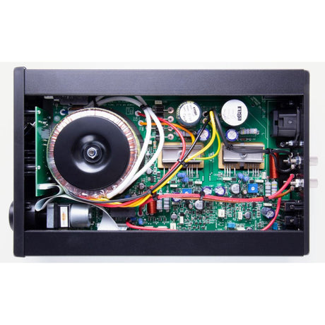  Rega IO Integrated Amplifier interior