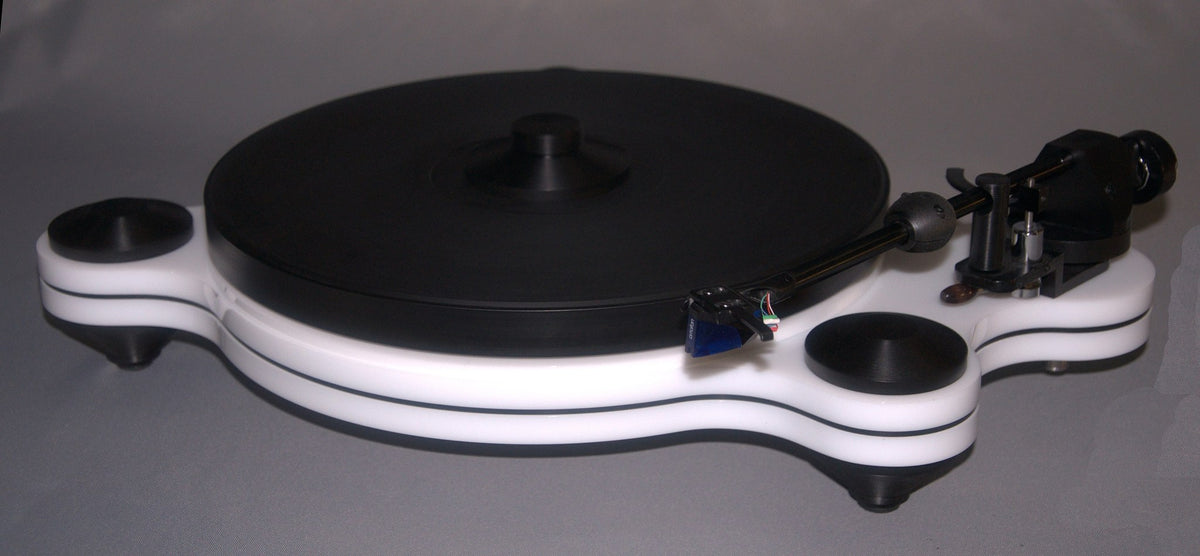 Oracle Audio Origine Acrylic Insert, Matte Black, shown fitted in a white Origine Mk2 plinth, three-quarter view