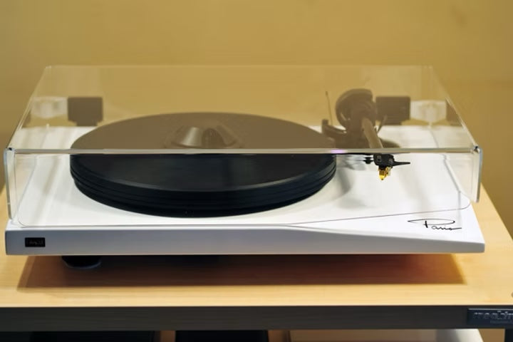 Oracle Audio Paris MkV Turntable on white background