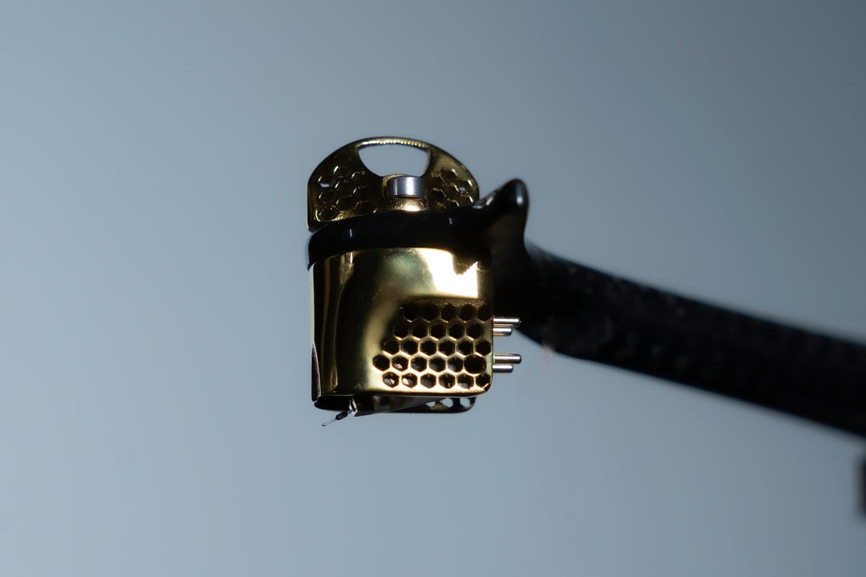 Wilson Benesch Tessellate Ti-S Cartridge in Polished Gold finish mounted on tonearm